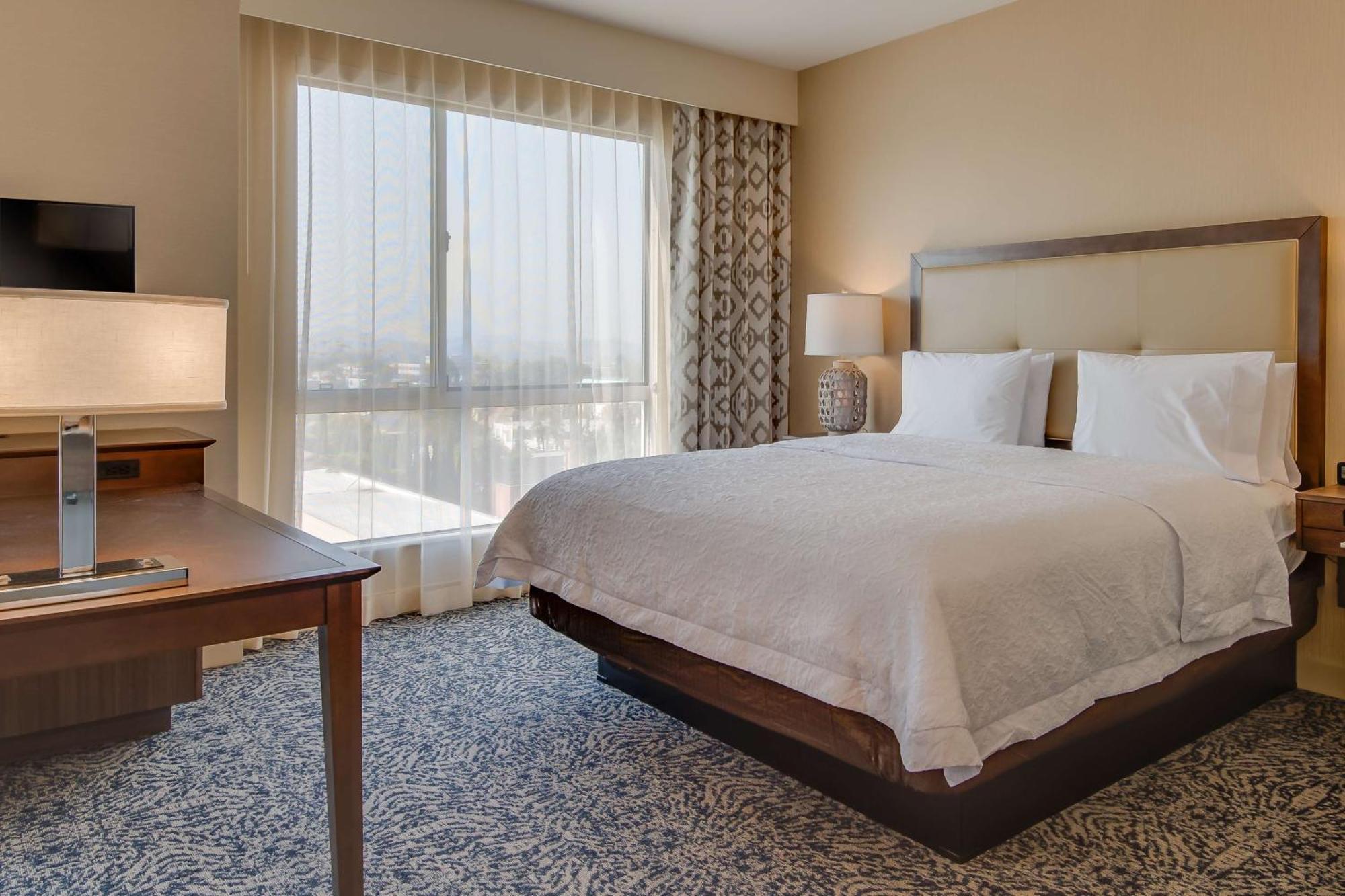Hampton Inn & Suites Los Angeles - Glendale Exteriér fotografie
