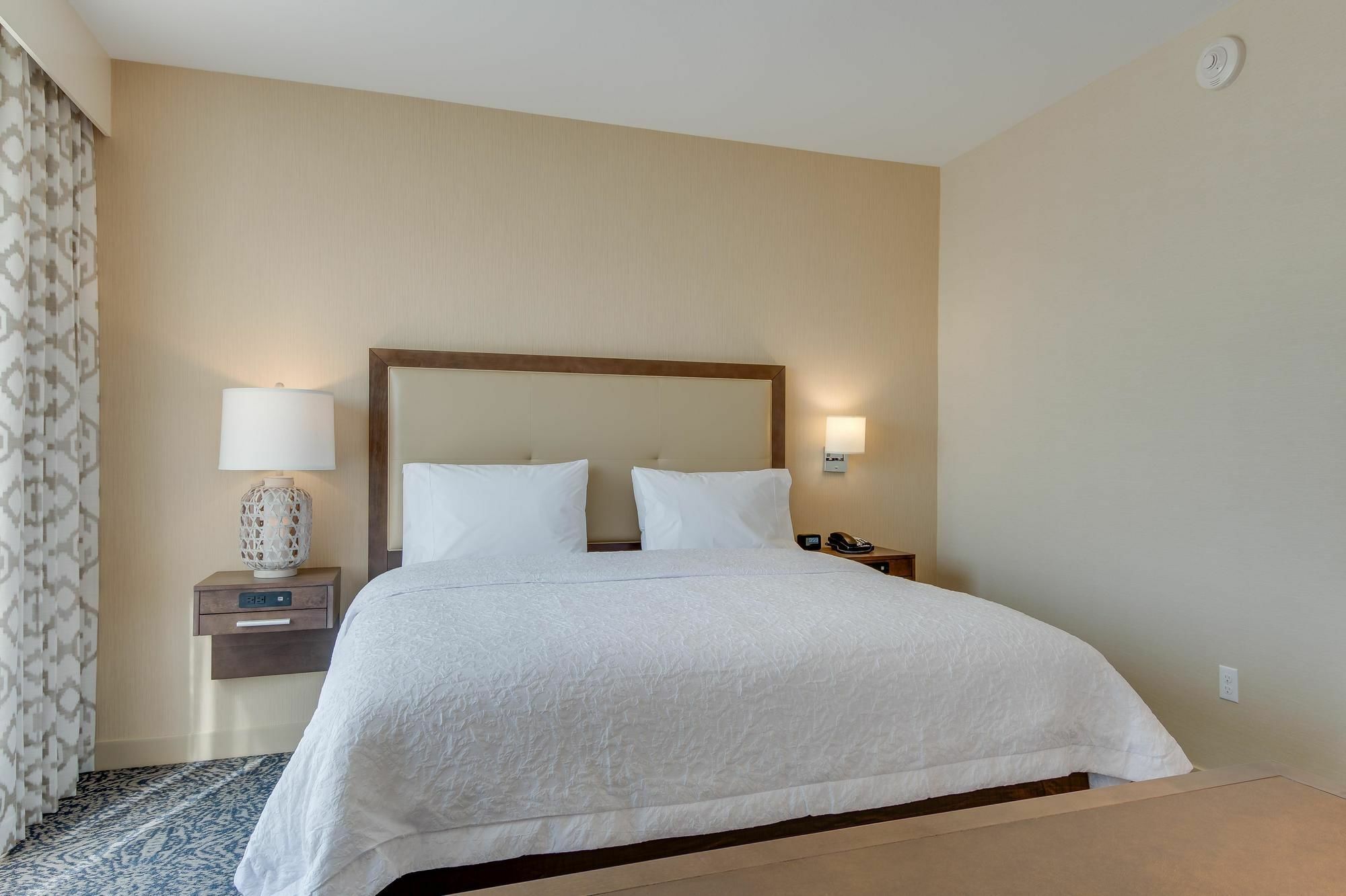 Hampton Inn & Suites Los Angeles - Glendale Exteriér fotografie